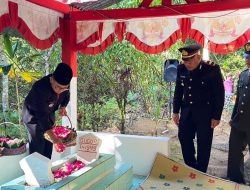 Forkopimcam Windusari Laksanakan Ziarah di Makam Pahlawan Sunaryo