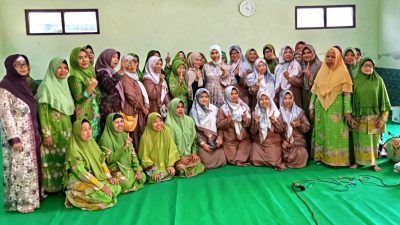 Cawabup Kudus Bellinda Putri Berton Hadiri Pengajian Muslimat NU