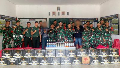 Satgas Pamtas Yonarmed 11 Kostrad dan Tim Gabungan TNI Gagalkan Penyelundupan Ribuan Miras Kemasan