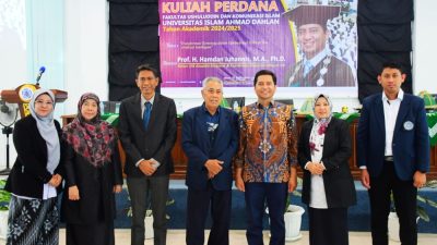 Kuliah Perdana, Profesor Hamdan Juhannis Berbagi Ilmu Dengan Mahasiswa FUKIS UIAD
