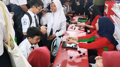 SMP Negeri 1 Kudus Adakan Outing Class ke Rumah Produksi Jenang Karomah
