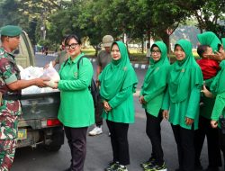 Danrindam IV/Diponegoro Beri Tali Asih Anggota Korum dan Persit Yonarmed 11/GG/2/2 Kostrad