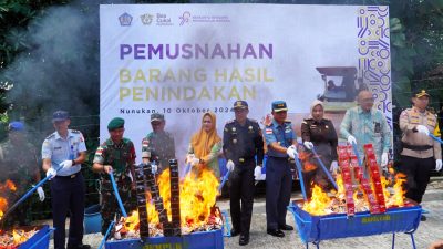 Dansatgas Pamtas Yonarmed 11 Kostrad Hadiri Pemusnahan dan Hibah Barang Hasil Penindakan di Nunukan