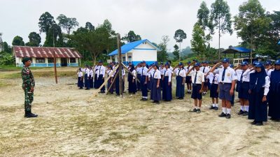 Satgas Pamtas Yonarmed 11 Kostrad Tanamkan Pendidikan Karakter Pelajar