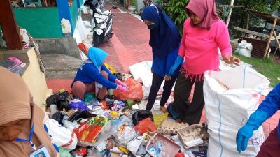Kelurahan Salero Hasilkan Produk Olahan Berbahan Baku Sampah