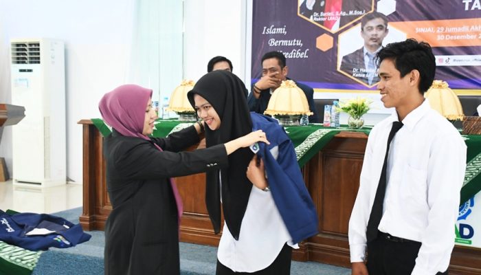 Sebelum Dilepas, 288 Mahasiswa KKNP UIAD Sinjai Diberi Pembekalan
