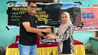 Yayasan Alam Hijau Lestari Akar Pohon Serahkan 10 Ribu Bibit Tanaman untuk Penghijauan