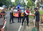 Pembagian Sarapan Pagi Polres Sinjai Sasar Warga