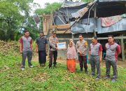 Polsek Sinjai Timur Beri Bantuan Korban Bencana Alam di Desa Lasiai