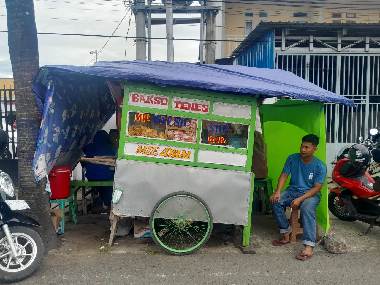 Gerobak Daeng Naba