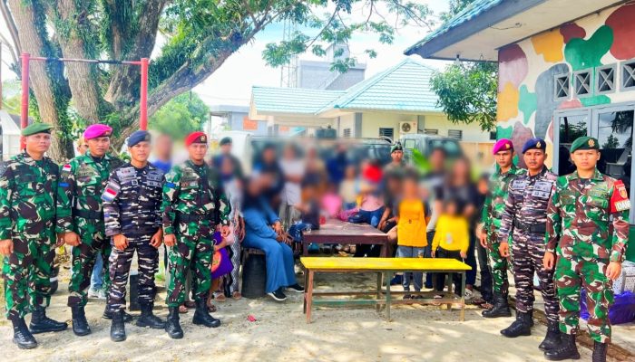 Satgas Pamtas Yonarmed 11 Kostrad Gagalkan Penyelundupan 23 CPMI Ilegal ke Malaysia