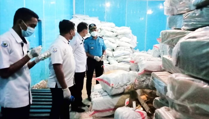 Kepala PPN Ternate Bersama Kepala Badan Mutu KKP Malut Gelar Sidak ke Sejumlah Cold Storage