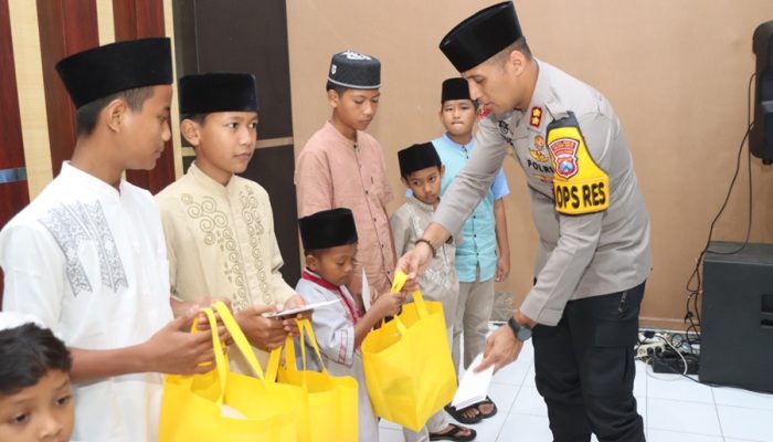 Polres Blitar Kota Gelar Buka Bersama Dengan Anak Yatim Piatu