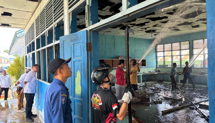 Gedung Laboratorium SMPN 7 Sinjai Terbakar