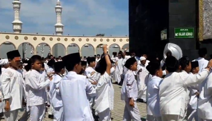 Tanamkan Karakter Religius, Siswa SD Muhammadiyah MBS Prambanan Latihan Manasik Haji