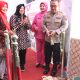 Kado HUT Bhayangkara ke-79, Kapolres Brebes Hadirkan Air Bersih dan Bansos untuk Warga Luwunggede