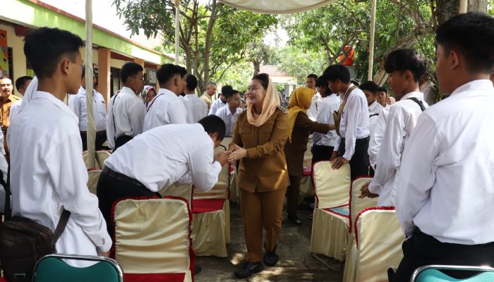 Dilepas Bupati Brebes, 56 Siswa Peserta Magang Diharapkan Bisa Asah Skill