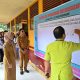Kadisdik Sinjai Dukung Gerakan Ayah Mengantar Anak di Hari Pertama Sekolah