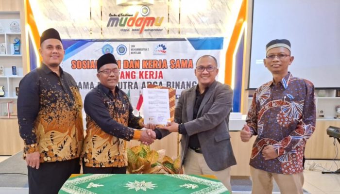 155 SMK Muhammadiyah Tandatangani MoU Dengan PT Putra Arga Binangun dan AIC Jepang 