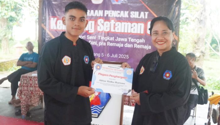 Akbar Ridho Hartono Berjaya di Kejuaraan Pencak Silat Kembang Setaman Cup