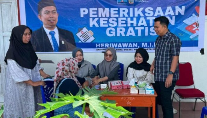 Pemeriksaan Kesehatan Gratis Ala Reses Anggota DPRD Sulsel Heriwawan