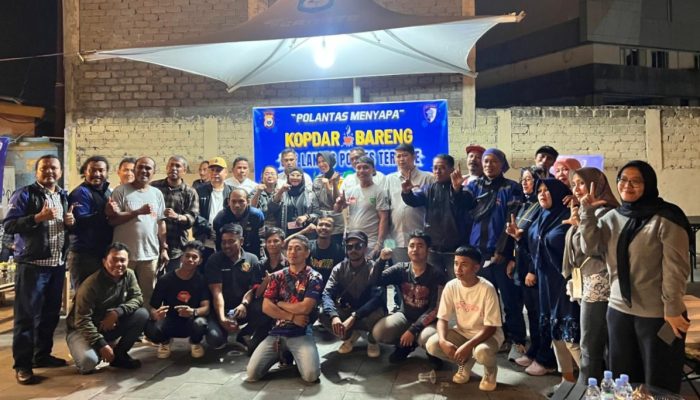 Kopdar Bersama Komunitas Motor dan Ojek, Polres Ternate Gelar “Polantas Menyapa”