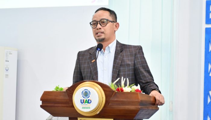 Kuliah Umum UIAD Sinjai Hadirkan Prof. Erwin Akib
