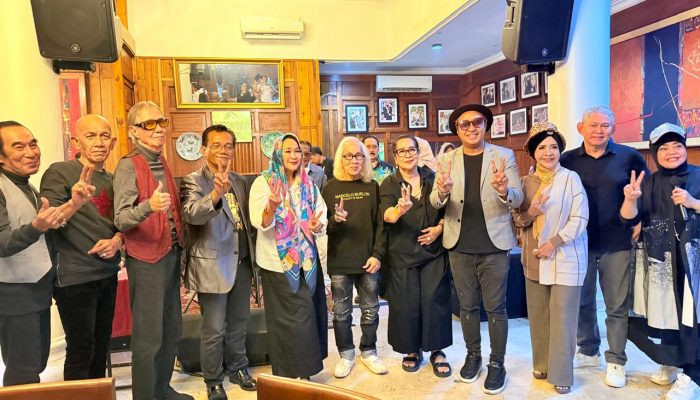 Mario Reinaldo Siwabessy Tampil Bersama Panbers di Menteng Jakarta