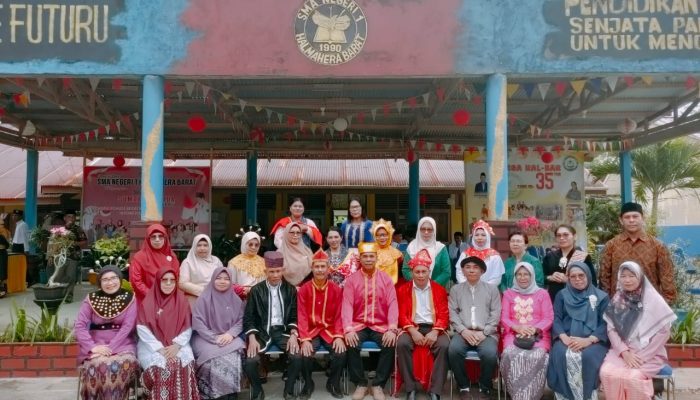 SMA Negeri 1 Jailolo Halbar Gelar Upacara Hari Sumpah Pemuda dan Pelepasan Duta Pramuka