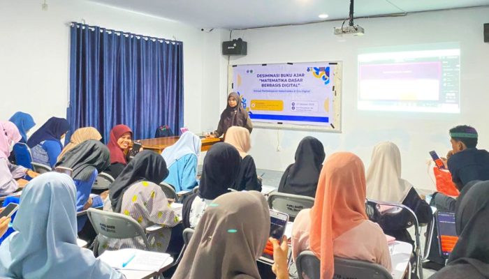 Buku Ajar “Matematika Dasar Berbasis Digital” Diperkenalkan di UIAD Sinjai