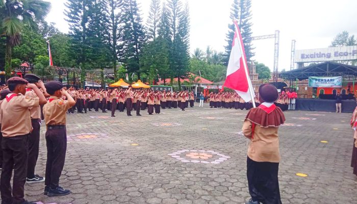 Ratusan Penggalang MTs Madarijul Huda Pati Adakan Persari ke Magelang