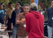 BRI Cabang Sinjai Bagikan Takjil Gratis kepada Pengendara dan Warga