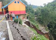 Tebing Longsor di Desa Cilibur Rusak Jalan, Pemkab Brebes Segera Siapkan Relokasi Jalur