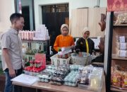 H-4 Idul Fitri, Pusat Oleh-oleh Telur Asin YES Brebes Tingkatkan Produksi 4 Kali Lipat