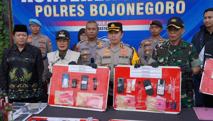 Polres Bojonegoro Bongkar Jaringan Peredaran Sabu dan Ganja, 13 Tersangka Ditangkap