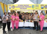 Produk Bazar Ramadan Presisi Polres Kediri Ludes Diserbu Warga
