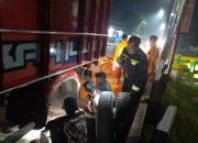 Aksi Sigap Polisi di Brebes, Evakuasi Truk Patah As di Jalur Mudik