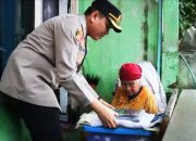Polres Magelang Kota Bersama Yayasan Sandal Jepitan Bareng Salurkan Paket Ramadan