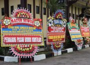 Apresiasi Berantas Premanisme, Pedagang Pasar Muntilan Kirim Karangan Bunga ke Polresta Magelang