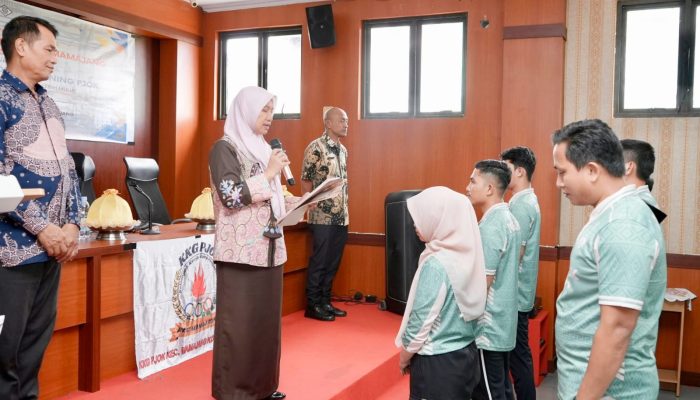 Pengurus Baru KKG PJOK Mamajang Dilantik