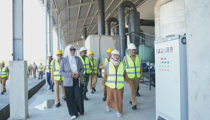 Perusahaan Pabrik Porang di Sinjai Janji Benahi Jalan Terdampak Proyek, Tunggu Cuaca Membaik