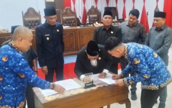 Rapat Paripurna DPRD Muratara Sepakati 6 Raperda
