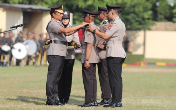 Anak Buruh Tani Jadi Lulusan Terbaik Predikat Cendekia Kemampuan Brimob